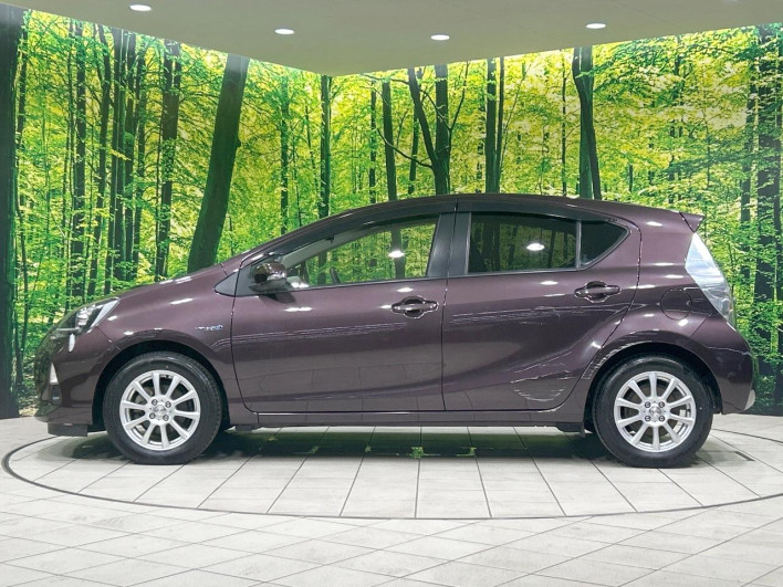 2014 Toyota Aqua DAA-NHP10 (UW-6a150fadc763d)[19]