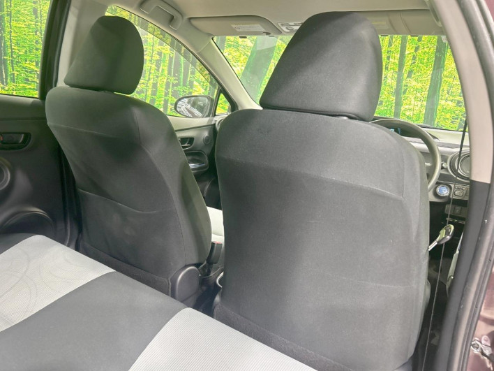 2014 Toyota Aqua DAA-NHP10 (UW-6a150fadc763d)[27]