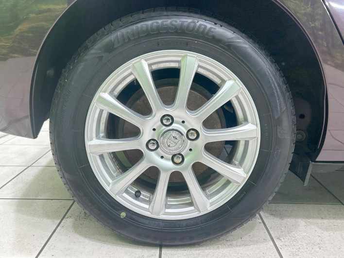 2014 Toyota Aqua DAA-NHP10 (UW-6a150fadc763d)[6]