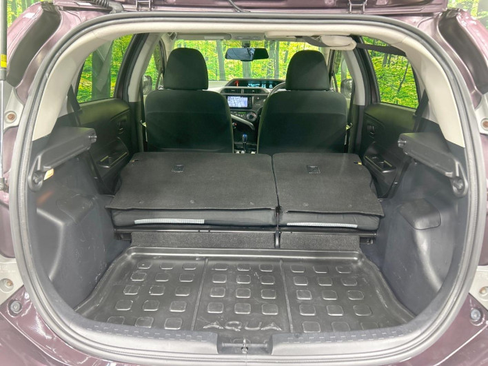2014 Toyota Aqua DAA-NHP10 (UW-6a150fadc763d)[25]
