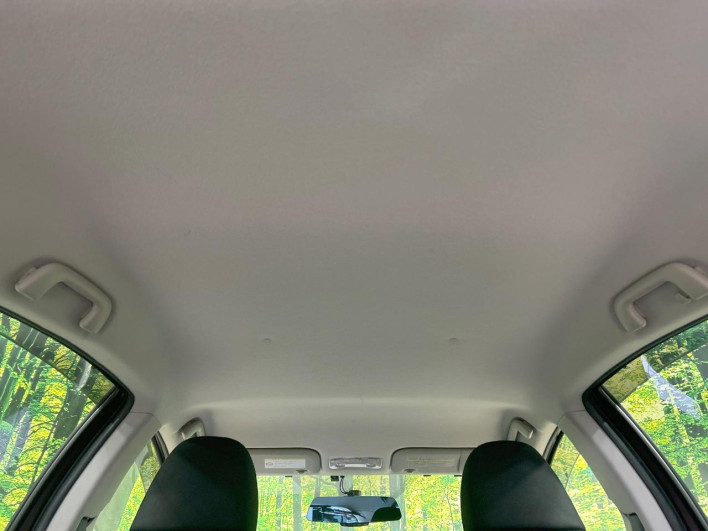 2014 Toyota Aqua DAA-NHP10 (UW-6a150fadc763d)[26]