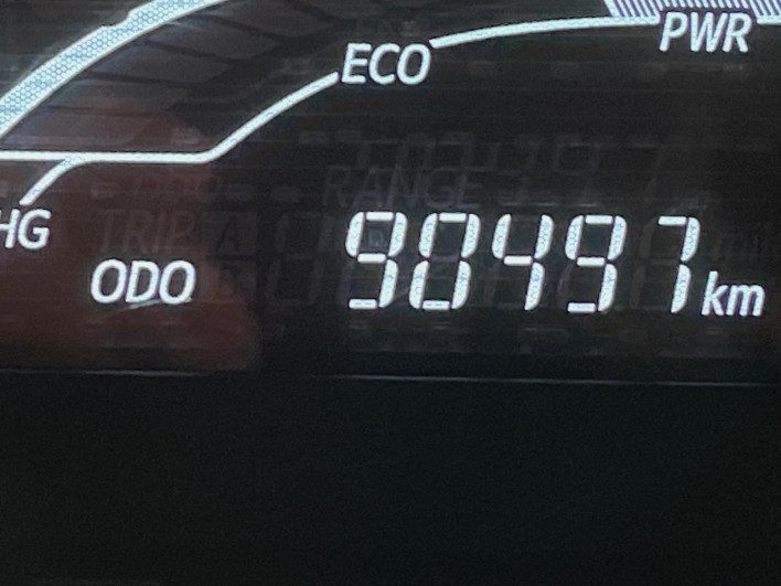 2015 Toyota Aqua DAA-NHP10 (UW-6a150fae5fe51)[2]