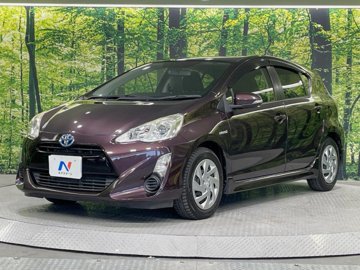 2015 Toyota Aqua DAA-NHP10 (UW-6a150fae5fe51)[12]