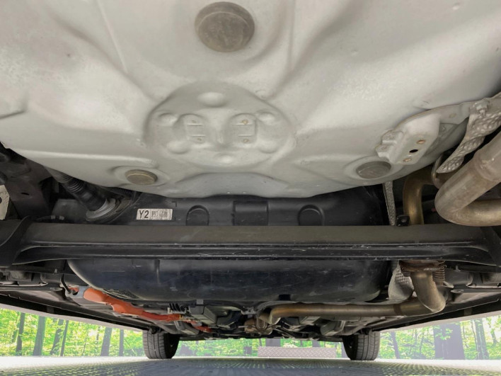2015 Toyota Aqua DAA-NHP10 (UW-6a150fae5fe51)[22]