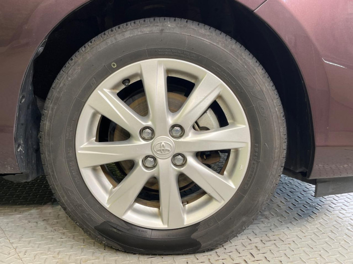 2015 Toyota Aqua DAA-NHP10 (UW-6a150faf9930c)[19]