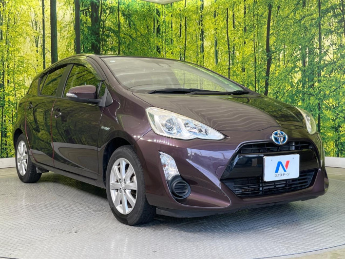 2015 Toyota Aqua DAA-NHP10 (UW-6a150faf9930c)[12]