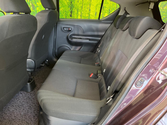 2015 Toyota Aqua DAA-NHP10 (UW-6a150faf9930c)[29]