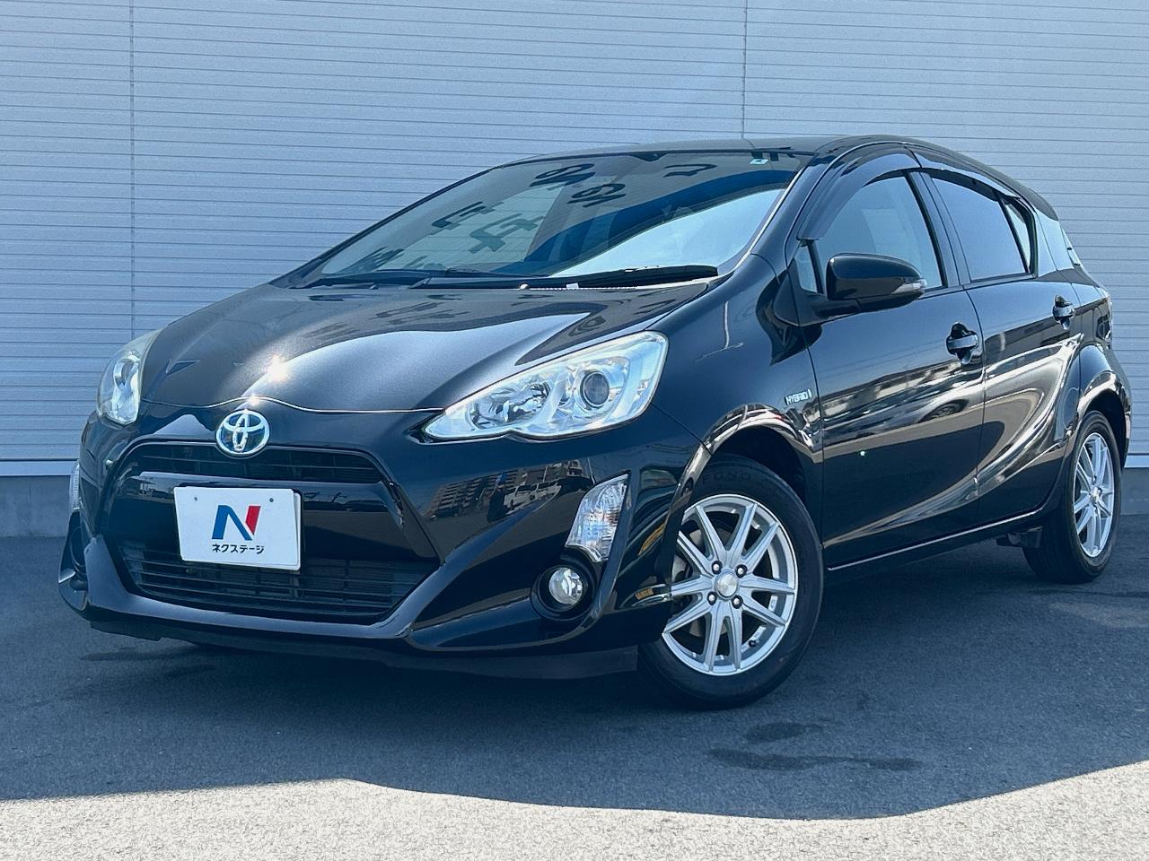 2016 Toyota Aqua DAA-NHP10