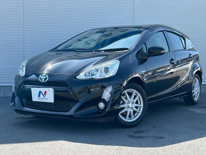 2016 Toyota Aqua DAA-NHP10 (UW-6a150fb0027f6)[0]