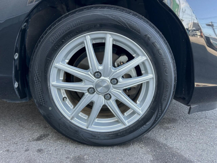 2016 Toyota Aqua DAA-NHP10 (UW-6a150fb0027f6)[8]