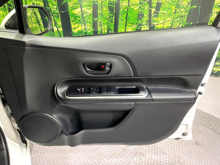 2021 Toyota Aqua 6AA-NHP10 (UW-6a150fb16d135)[16]