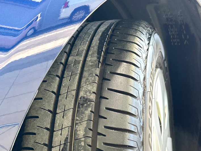 2019 Toyota Aqua DAA-NHP10 (UW-6a150fb55742a)[15]