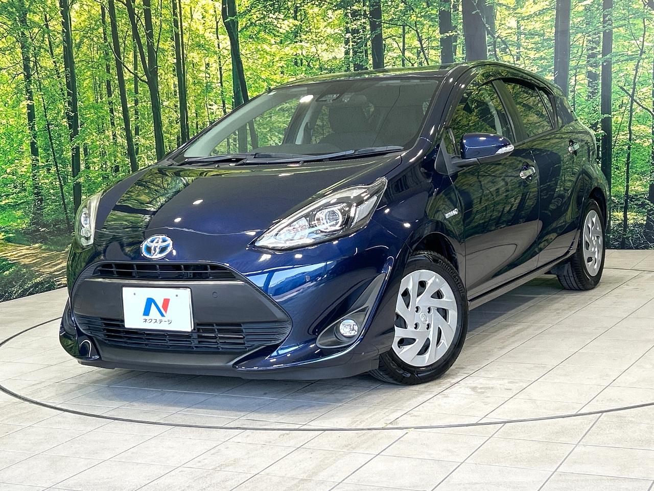 2019 Toyota Aqua DAA-NHP10