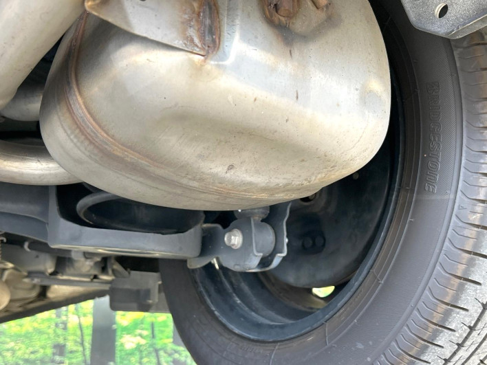 2019 Toyota Aqua DAA-NHP10 (UW-6a150fb55742a)[22]