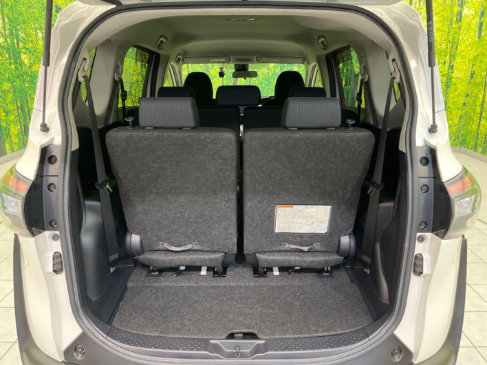2016 Toyota Sienta DBA-NSP170G (UW-6a150fbcad3e6)[29]
