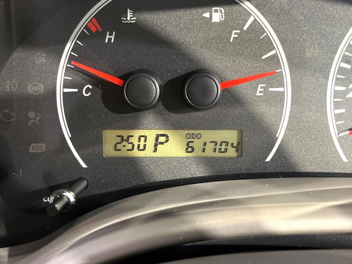 2011 Toyota Corolla Axio DBA-NZE141 (UW-6a150fc20775f)[2]