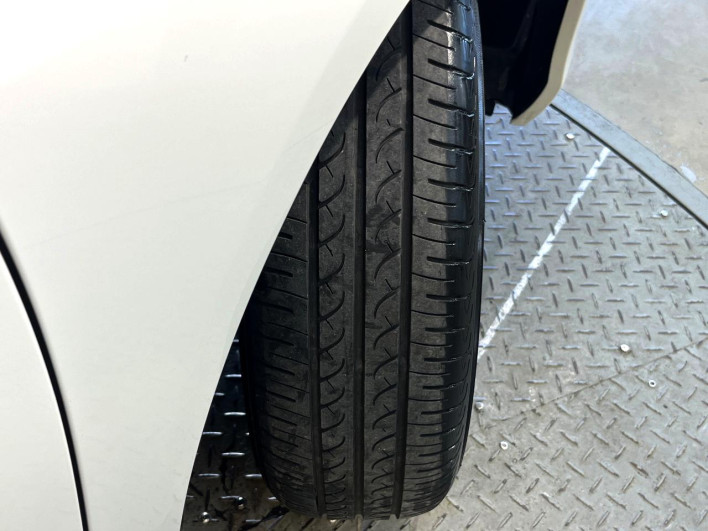 2011 Toyota Corolla Axio DBA-NZE141 (UW-6a150fc20775f)[24]