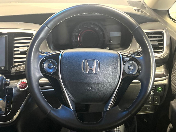 2015 Honda Odyssey DBA-RC1 (UW-6a150fc569e7b)[27]