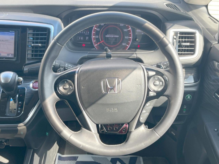 2015 Honda Odyssey DBA-RC1 (UW-6a150fc66356b)[27]