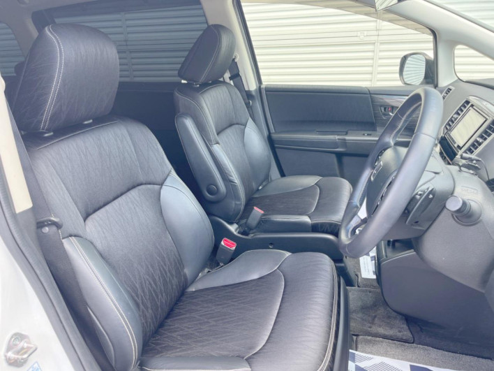 2015 Honda Odyssey DBA-RC1 (UW-6a150fc66356b)[14]