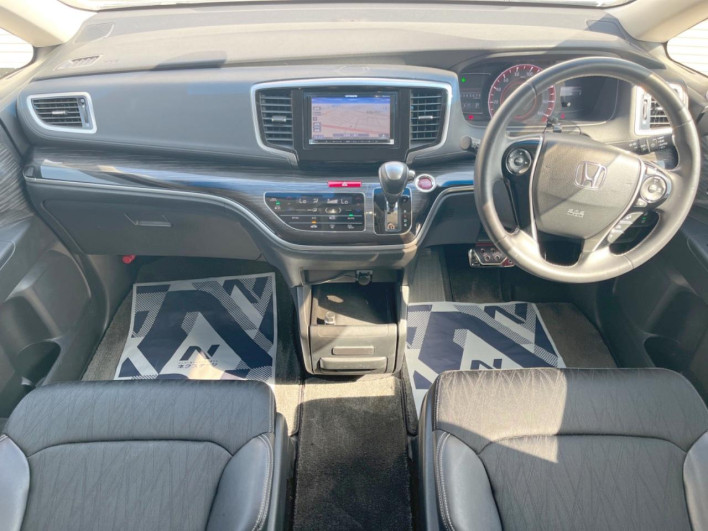 2015 Honda Odyssey DBA-RC1 (UW-6a150fc66356b)[26]