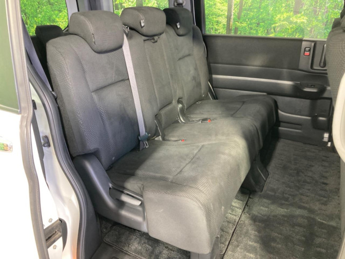 2012 Honda Stepwgn Spada DBA-RK5 (UW-6a150fc8839bb)[29]