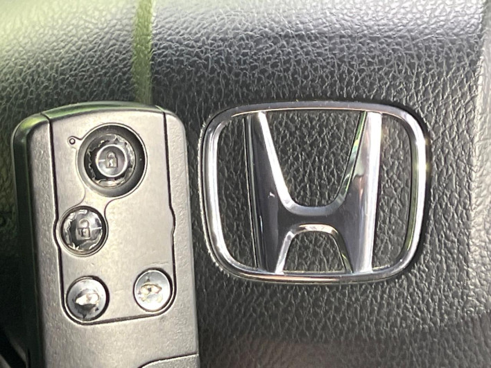 2013 Honda Stepwgn Spada DBA-RK5 (UW-6a150fc888e99)[5]