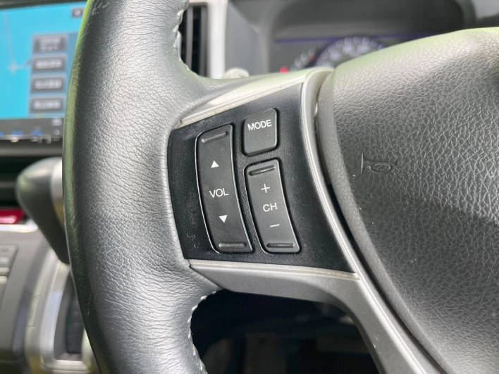 2013 Honda Stepwgn Spada DBA-RK5 (UW-6a150fc99cff0)[28]