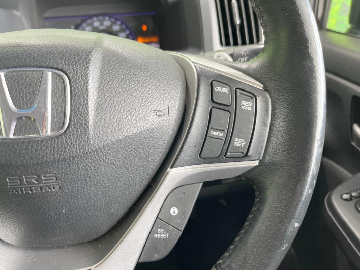 2013 Honda Stepwgn Spada DBA-RK5 (UW-6a150fc99cff0)[27]