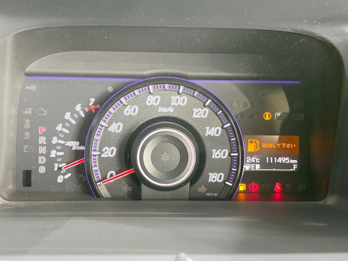 2013 Honda Stepwgn Spada DBA-RK5 (UW-6a150fc99cff0)[25]