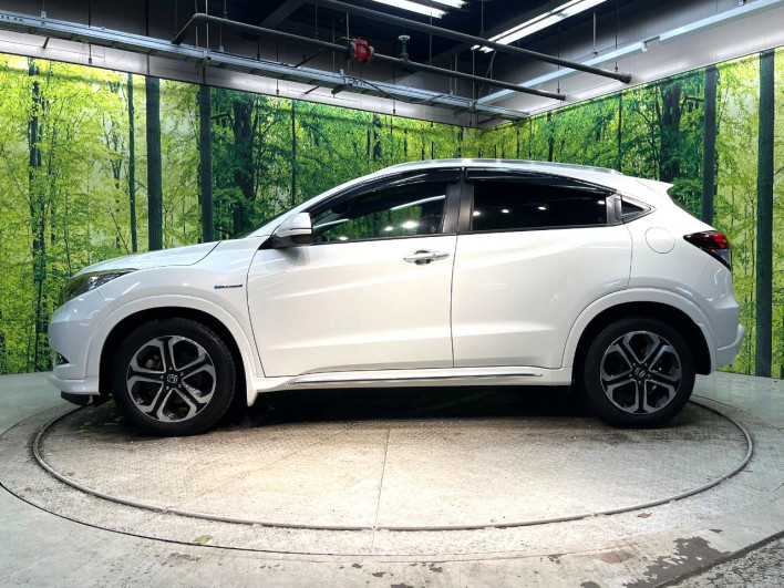 2016 Honda VEZEL DAA-RU3 (UW-6a150fcf0e5a9)[18]