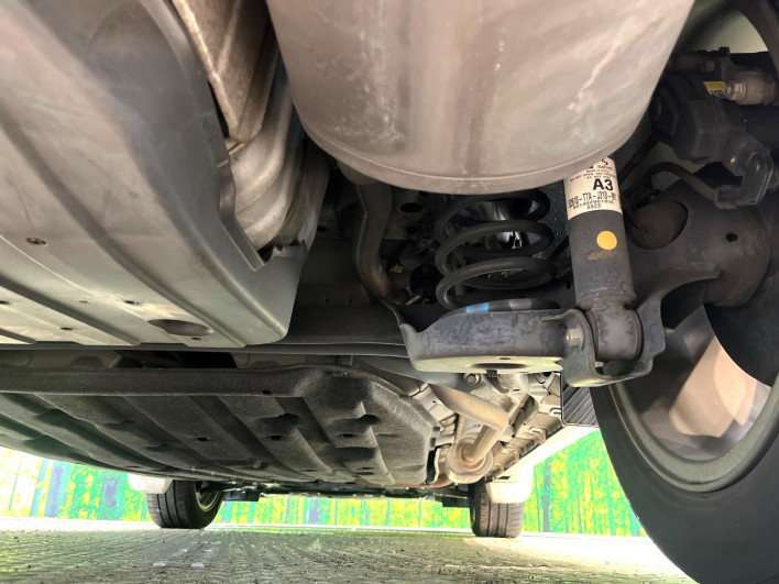 2016 Honda VEZEL DAA-RU3 (UW-6a150fcf0e5a9)[23]