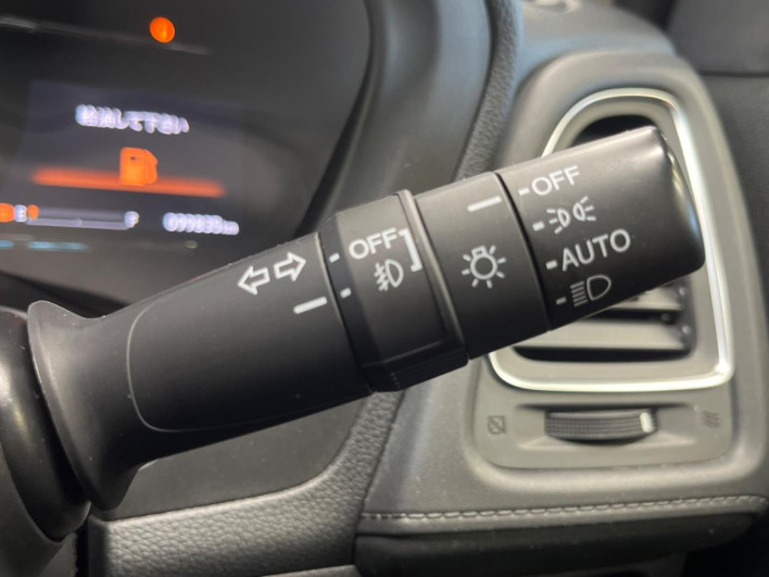 2017 Honda VEZEL DAA-RU3 (UW-6a150fcf23c91)[21]