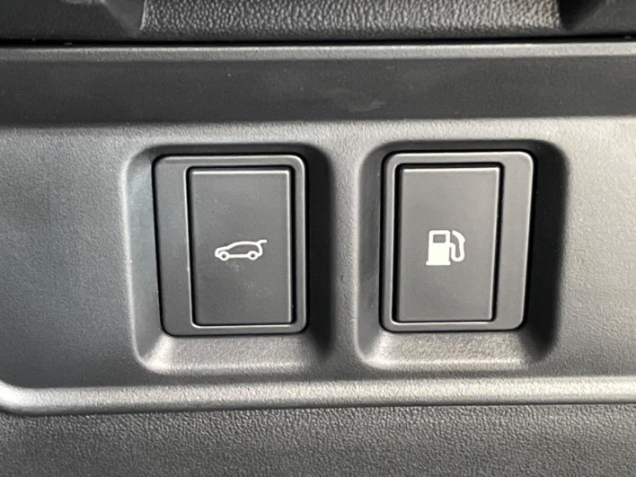 2025 Land Rover Range Rover Evoque 3LA-LZ15TB (UW-6a150fe070757)[25]