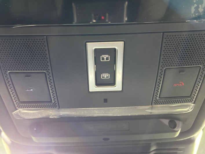 2025 Land Rover Range Rover Evoque 3LA-LZ15TB (UW-6a150fe070757)[28]