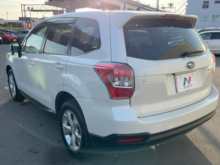 2014 Subaru Forester DBA-SJ5 (UW-6a150fe16b137)[21]