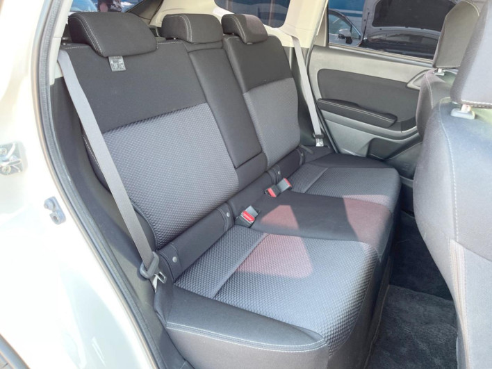 2014 Subaru Forester DBA-SJ5 (UW-6a150fe171a6e)[28]