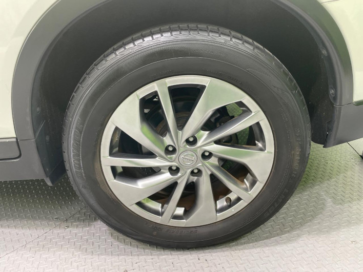 2016 Nissan X-Trail DBA-T32 (UW-6a150fe6d1e1b)[13]