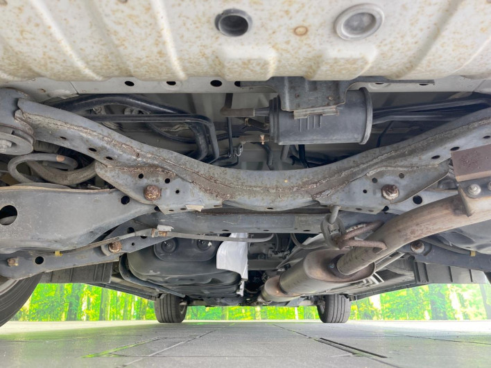 2011 Nissan Elgrand DBA-TE52 (UW-6a150fe84afd8)[23]