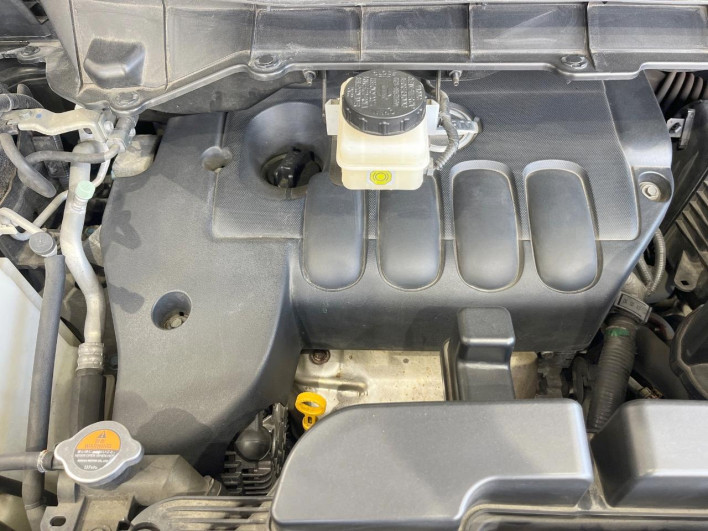 2011 Nissan Elgrand DBA-TE52 (UW-6a150fe84afd8)[14]