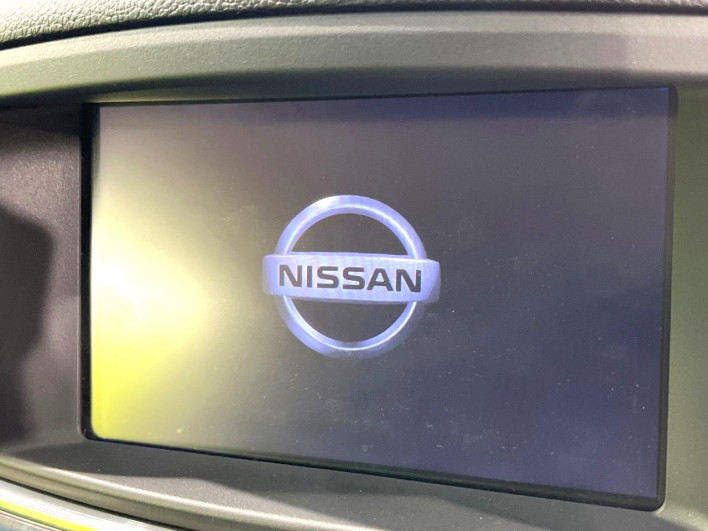 2013 Nissan Elgrand DBA-TNE52 (UW-6a150fea92ebc)[11]