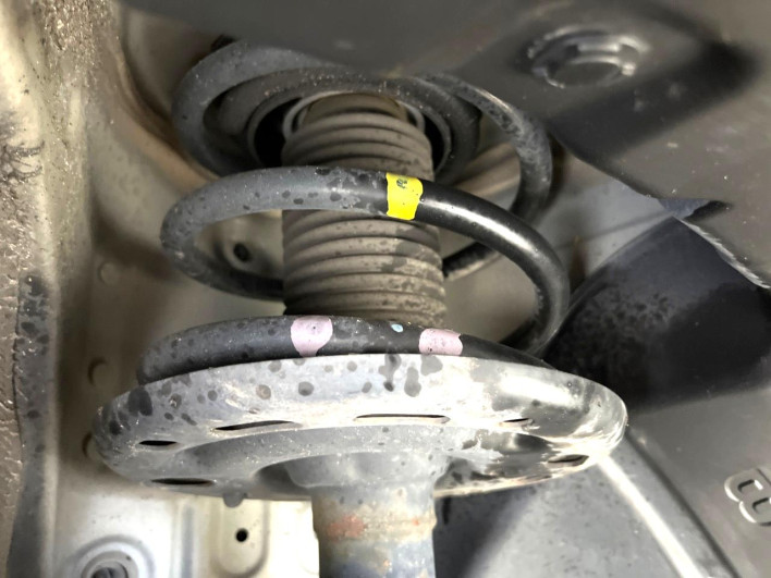 2013 Nissan Elgrand DBA-TNE52 (UW-6a150fea92ebc)[8]