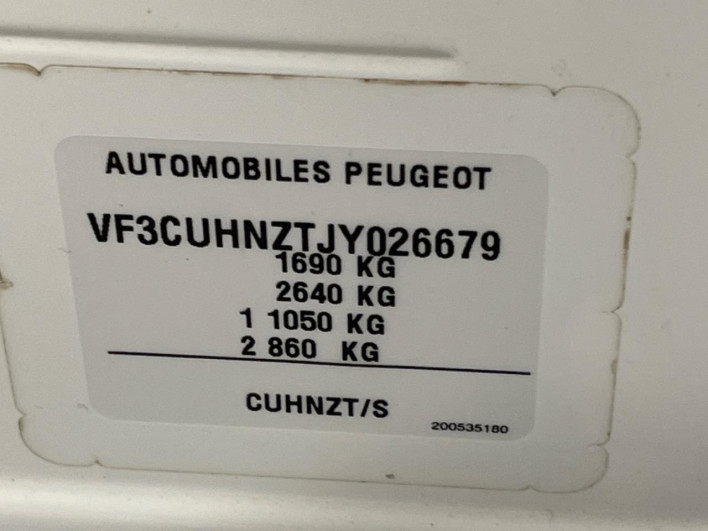 2018 Peugeot 2008 ABA-A94HN01 (UW-6a150ff43a75f)[1]