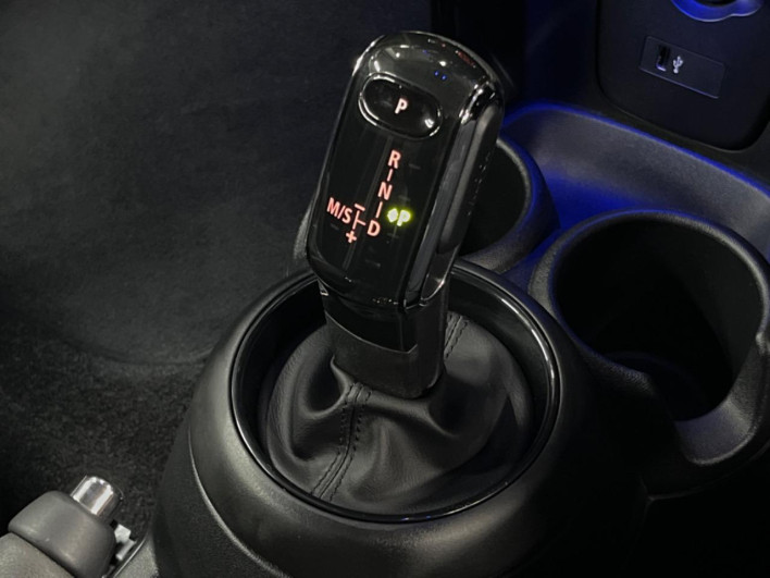 2021 Rover Mini 3DA-XY20MW (UW-6a15100548916)[17]