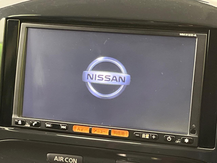 2012 Nissan JUKE DBA-YF15 (UW-6a151007ab4b0)[18]