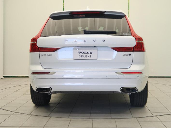 2021 Volvo XC60 5AA-UB420TXCM (UW-6a15100a5ed8e)[8]