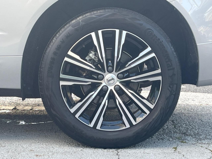 2022 Volvo XC60 5AA-UB420TXCM (UW-6a15100a6ec93)[13]