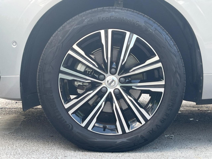 2022 Volvo XC60 5AA-UB420TXCM (UW-6a15100a6ec93)[14]