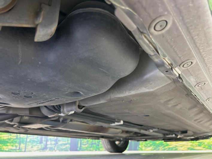2015 Nissan Cube DBA-Z12 (UW-6a15100d3a9b2)[25]