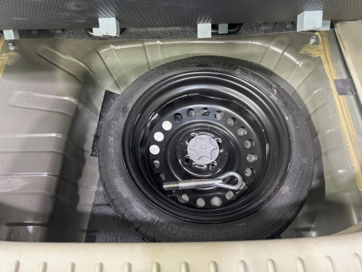 2015 Nissan Cube DBA-Z12 (UW-6a15100d3a9b2)[22]